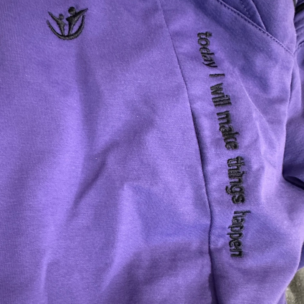 Tracksuit set - Picture 6 of 10